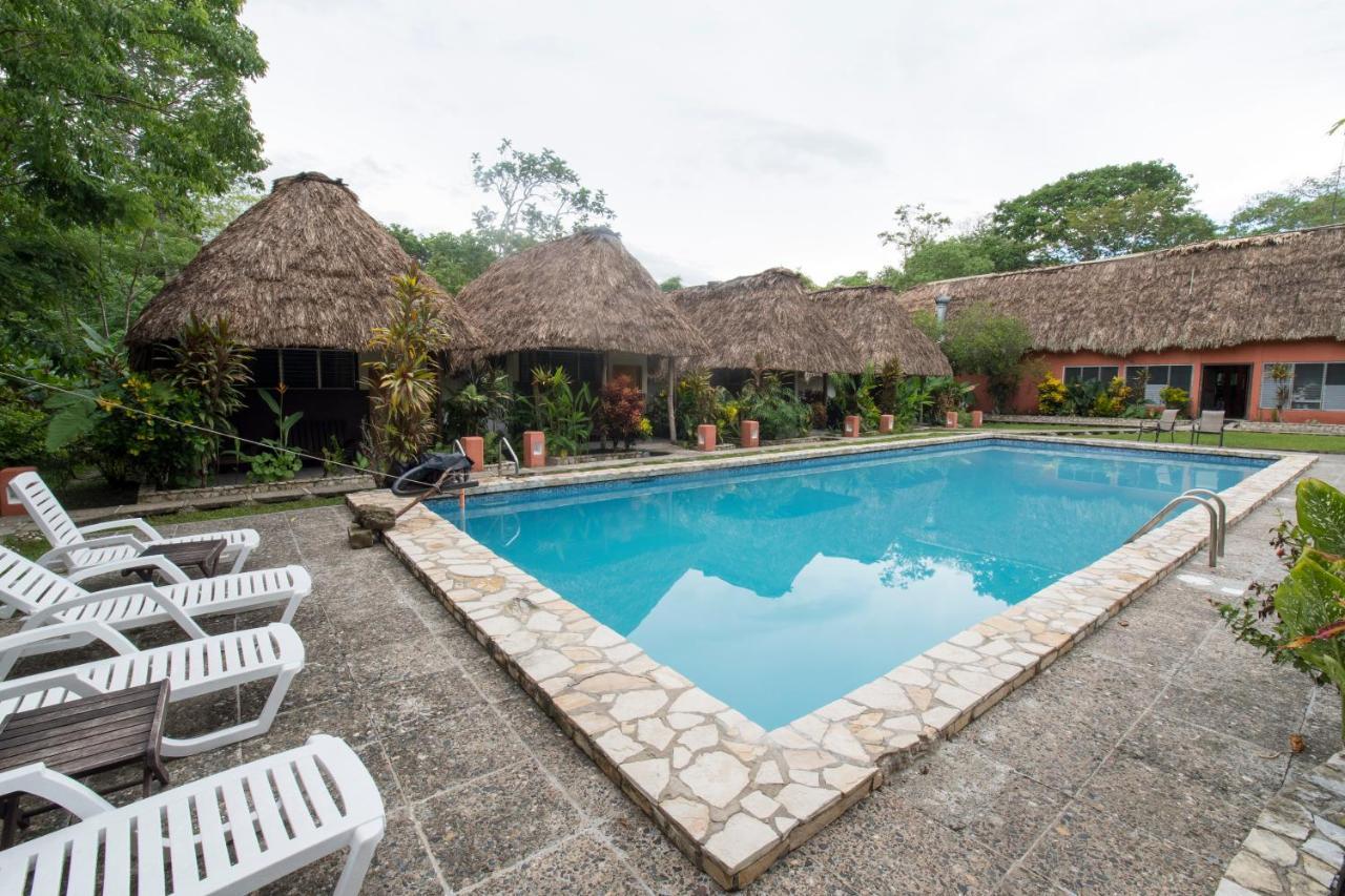 Hotel Tikal Inn Exterior foto